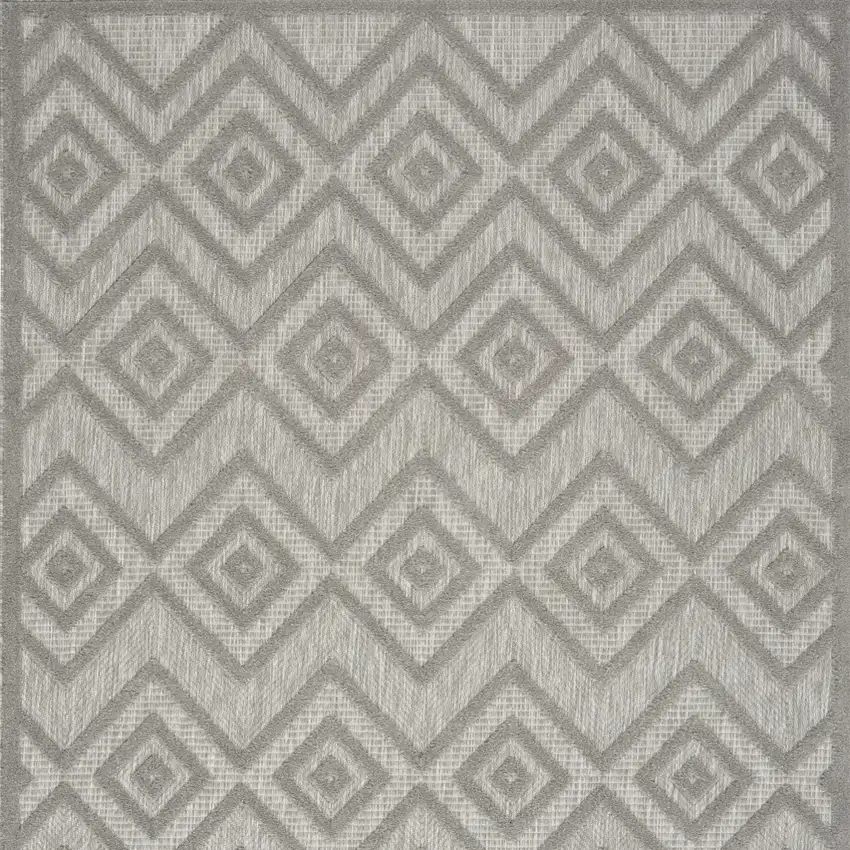 Silver Grey Argyle Indoor Outdoor Area Rug Photo 4