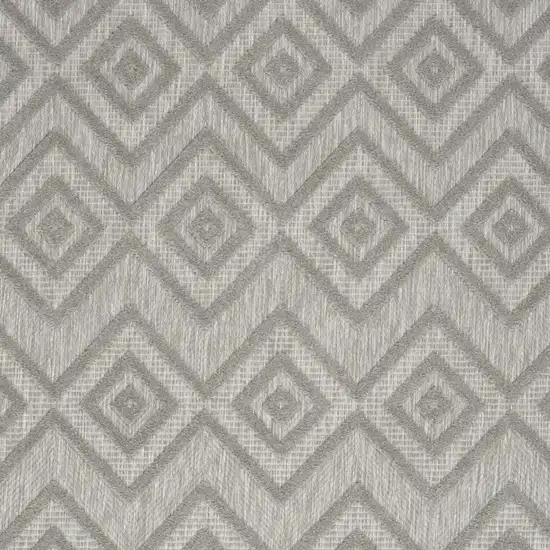 Gray Indoor Outdoor Area Rug Photo 7