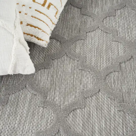 Gray Indoor Outdoor Area Rug Photo 8