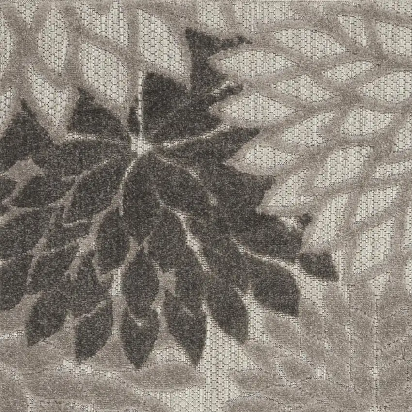 Gray Indoor Outdoor Area Rug Photo 9