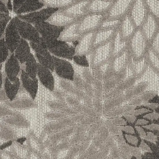 Gray Indoor Outdoor Area Rug Photo 3