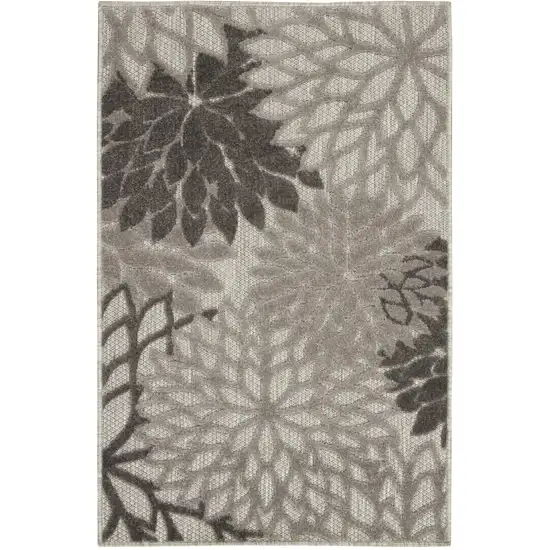 Gray Indoor Outdoor Area Rug Photo 2