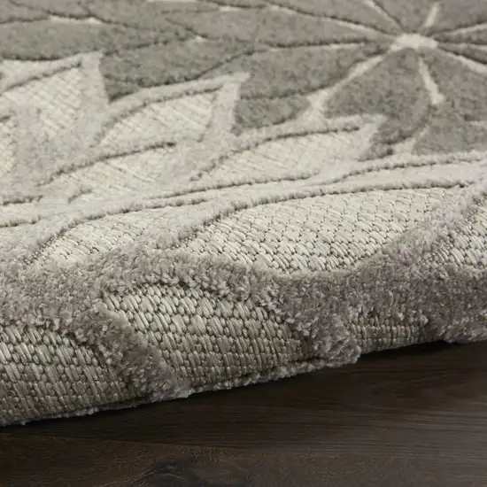 Gray Indoor Outdoor Area Rug Photo 9