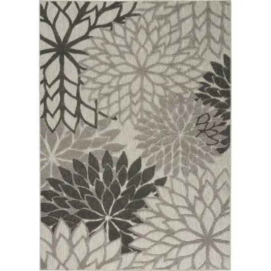 Gray Indoor Outdoor Area Rug Photo 4