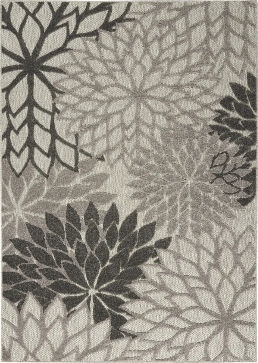 Gray Indoor Outdoor Area Rug Photo 4