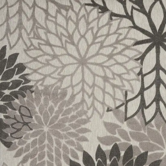 Gray Indoor Outdoor Area Rug Photo 3