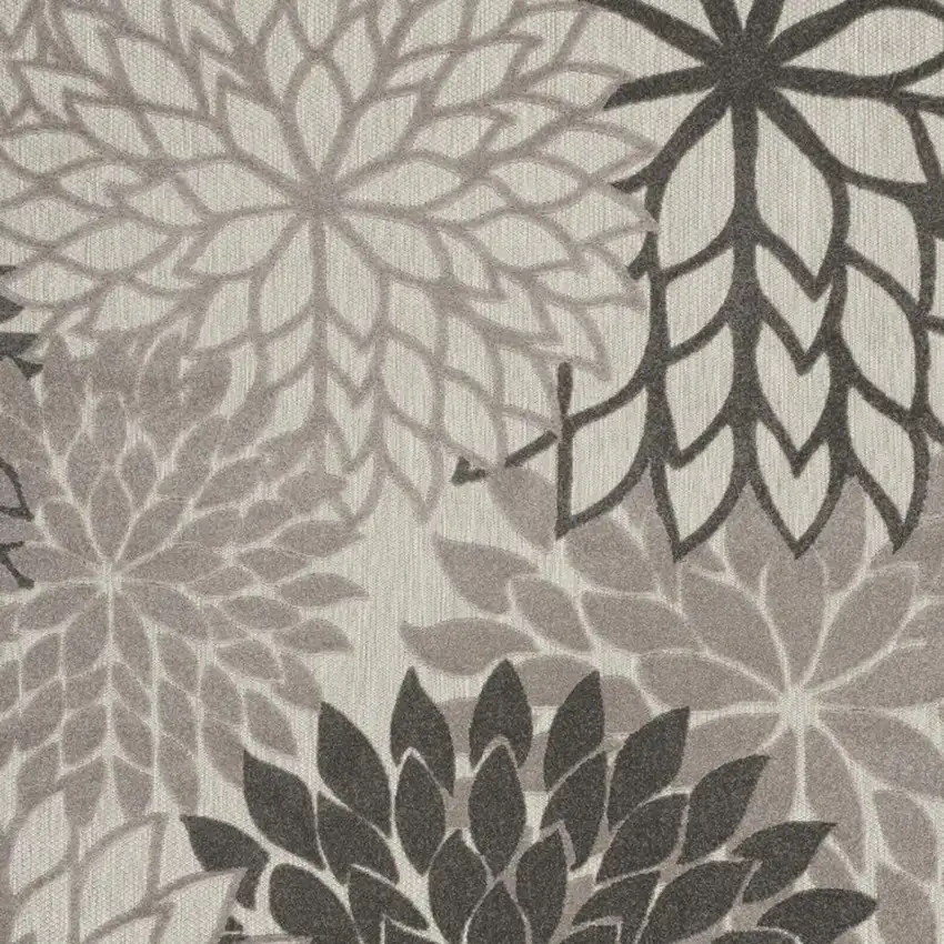 Gray Indoor Outdoor Area Rug Photo 3