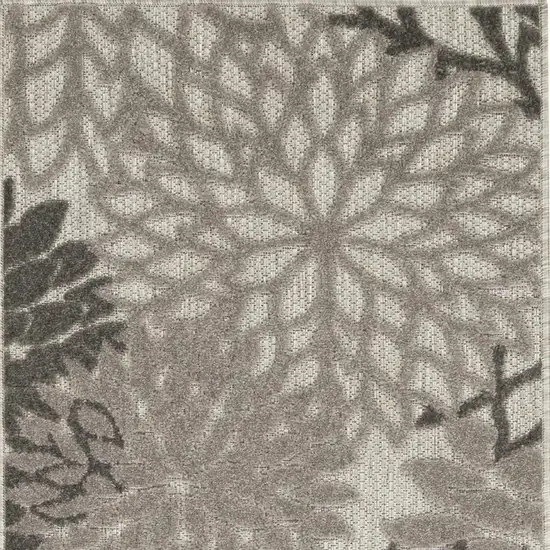 8' Gray Indoor Outdoor Area Rug Photo 4