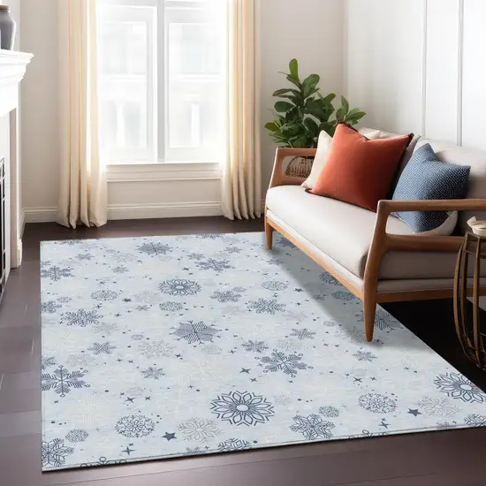 Sky Blue Navy Blue And Ivory Snowflake Washable Indoor Outdoor Area Rug Photo 6