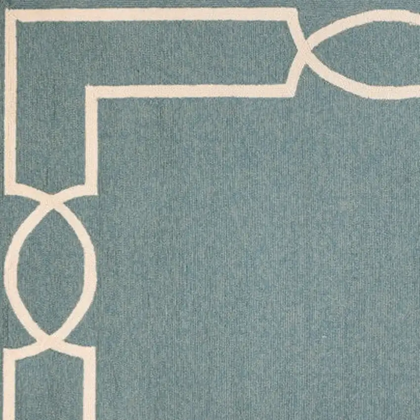 Gray and Ivory Handmade Indoor Outdoor Area Rug Photo 4