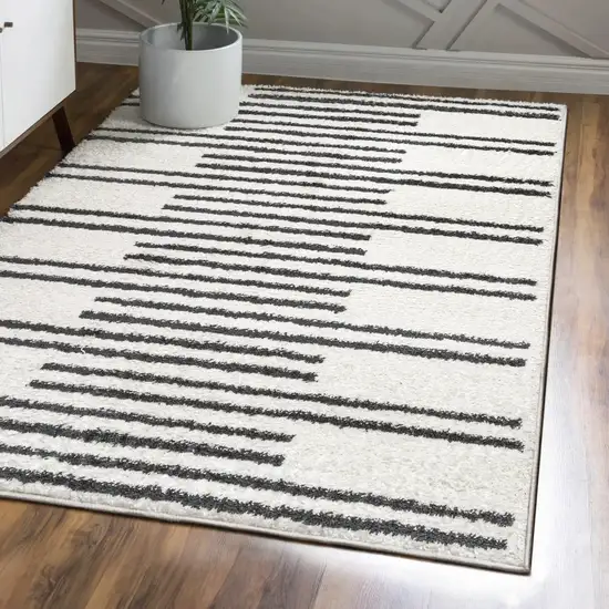 Striped Area Rug Photo 5