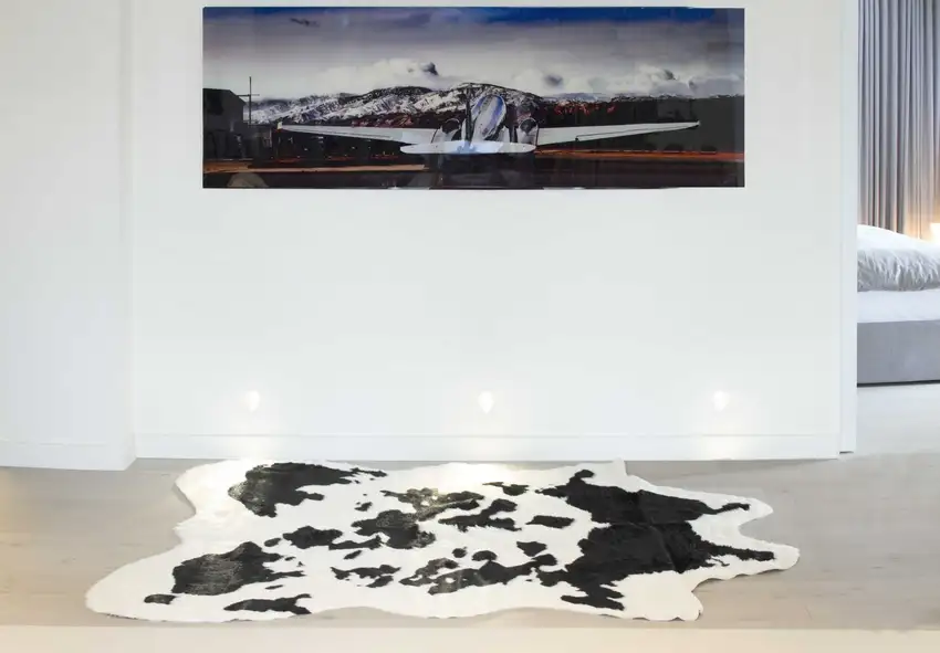 Sugarland Black And White Faux Hide - Area Rug Photo 4