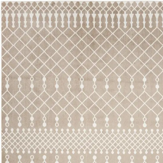 Tan Geometric Area Rug Photo 8