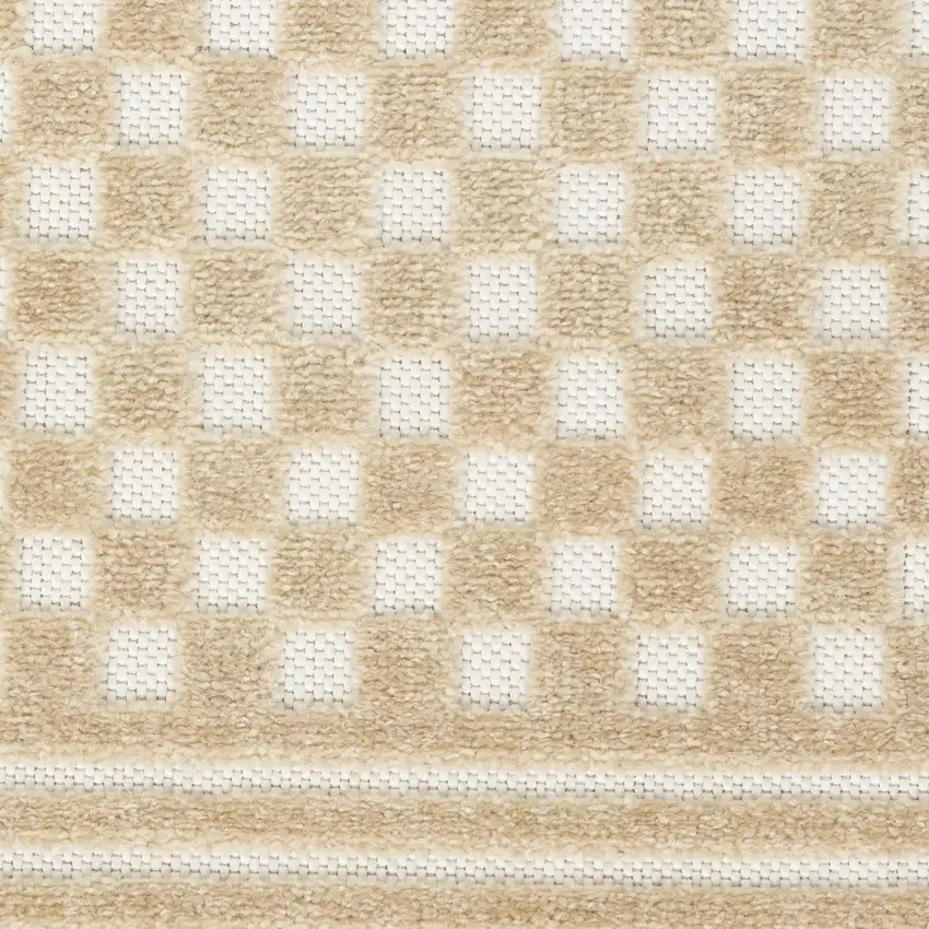 Tan Geometric Area Rug Photo 4