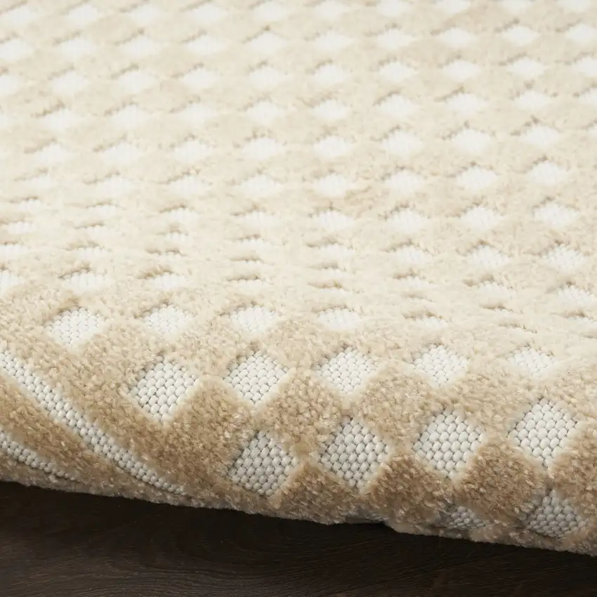 Tan Geometric Area Rug Photo 6