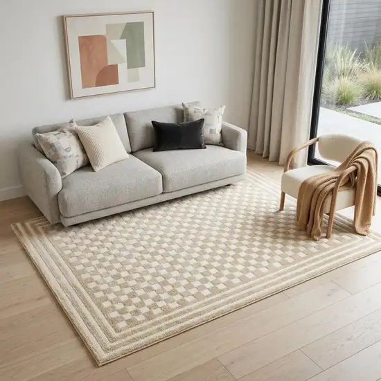 Tan Geometric Area Rug Photo 1