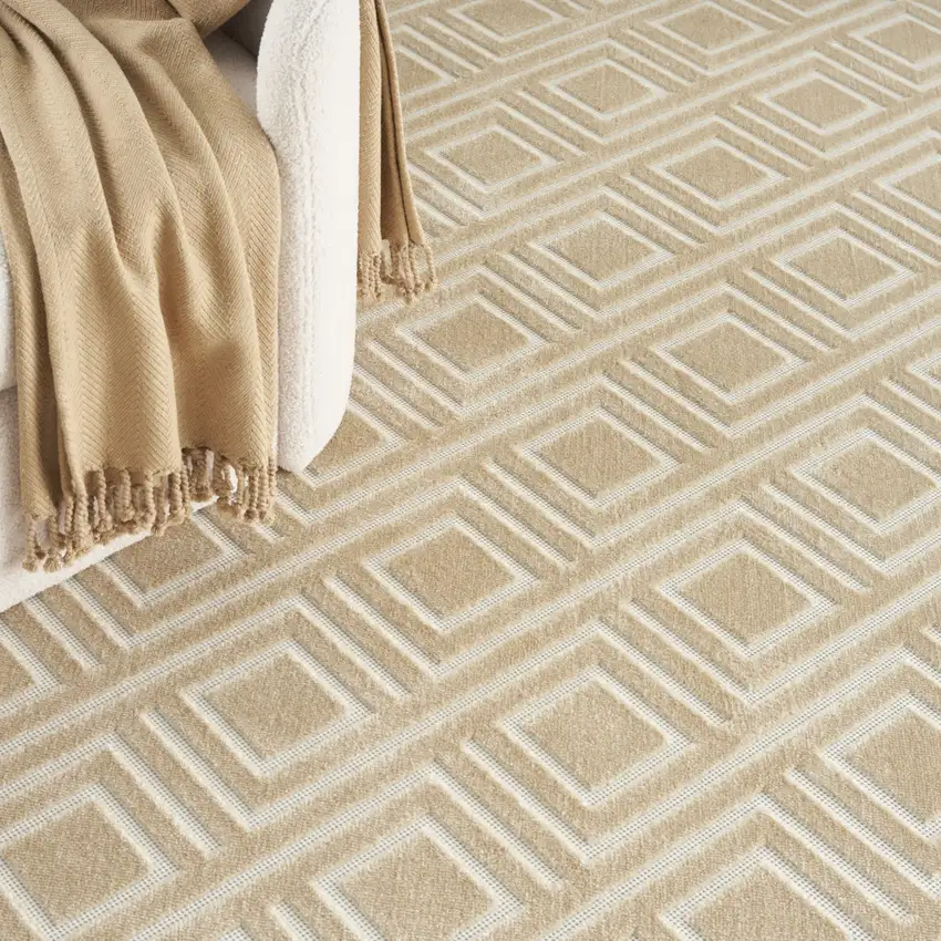 Tan Geometric Area Rug Photo 4