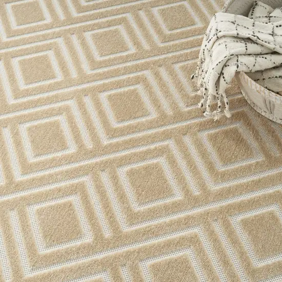 Tan Geometric Area Rug Photo 6