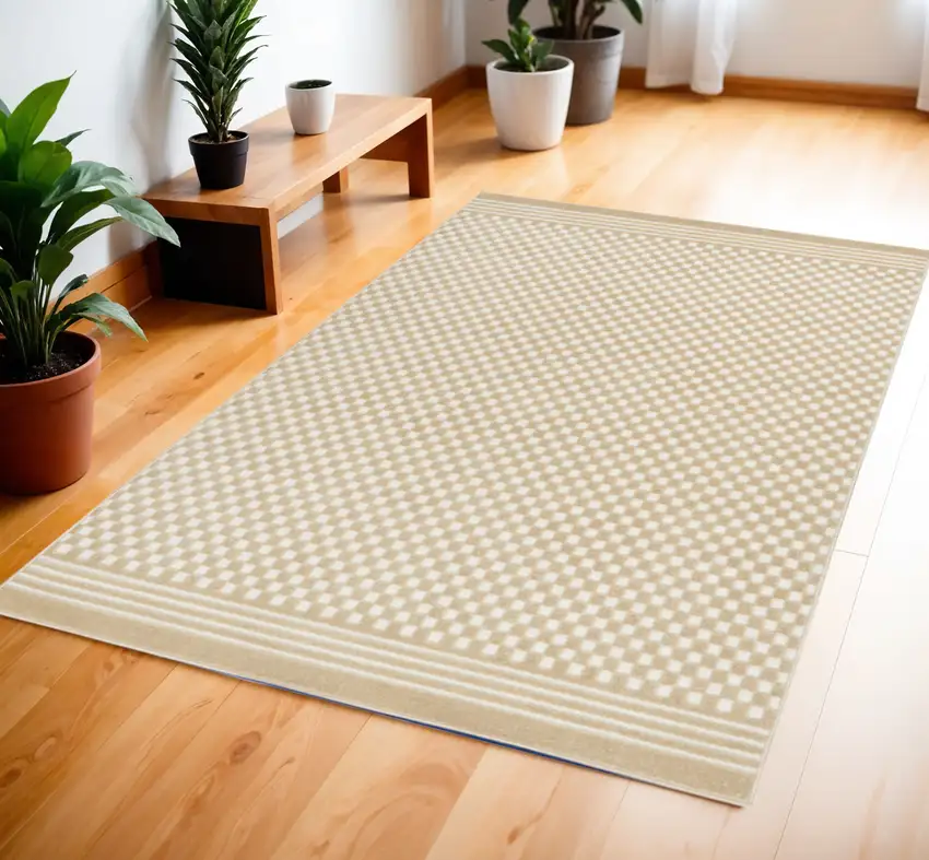 Tan Geometric Area Rug Photo 1