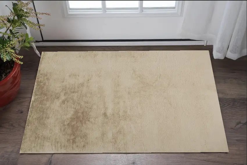 Tan Shag Area Rug Photo 1