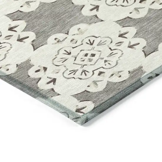 Taupe And Ivory Quatrefoil Washable Indoor Outdoor Area Rug Photo 5