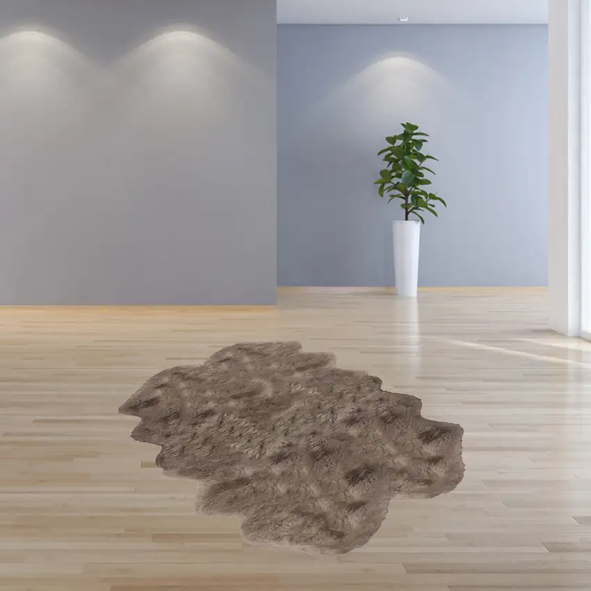 Taupe Quattro Sheepskin - Area Rug Photo 3