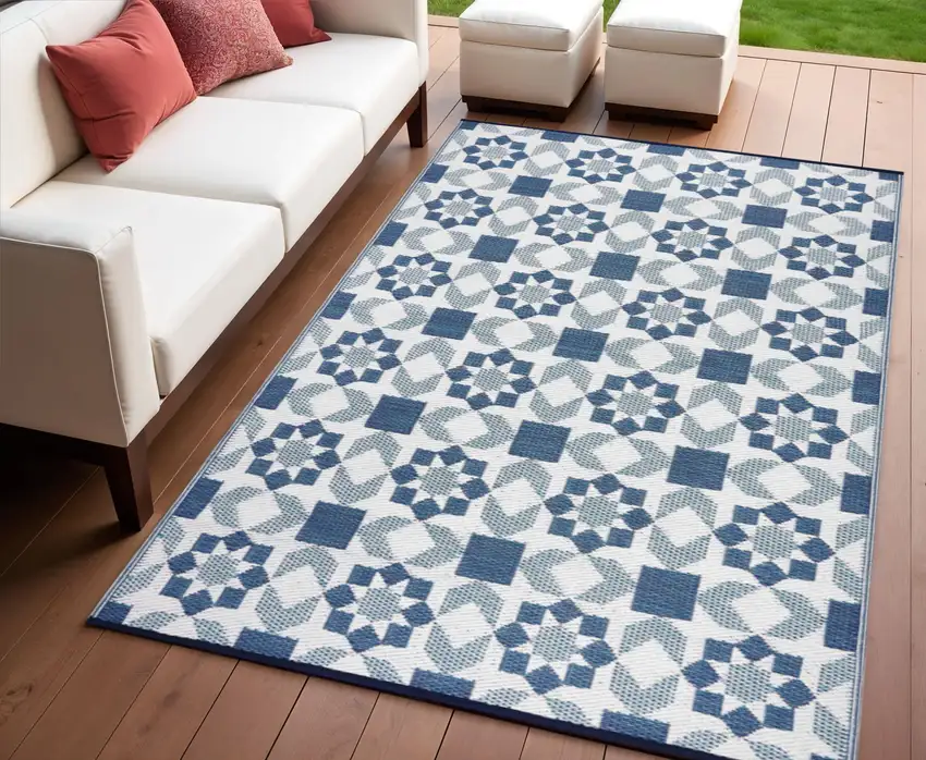 Teal Blue Geometric Indoor Outdoor Area Rug Photo 1