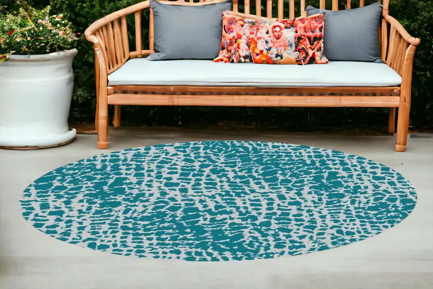 8' Teal Machine Woven Uv Treated Animal Print Indoor Outdoor Round Area Rug Photo 1