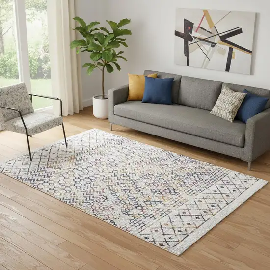 Trellis Area Rug Photo 1