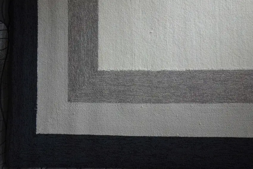 UV treated Polypropylene Charcoal Area Rug Photo 3