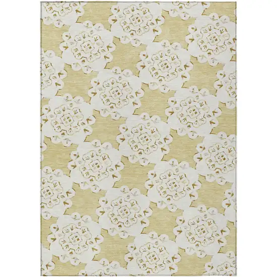 Wheat And Ivory Quatrefoil Washable Indoor Outdoor Area Rug Photo 2