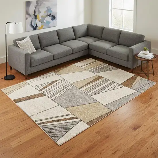 White And Black Geometric Area Rug Photo 1