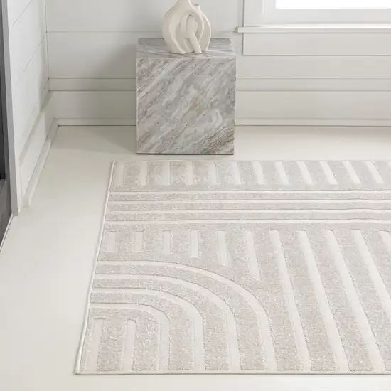 White And Cream Striped Indoor Outdoor Area Rug Photo 6