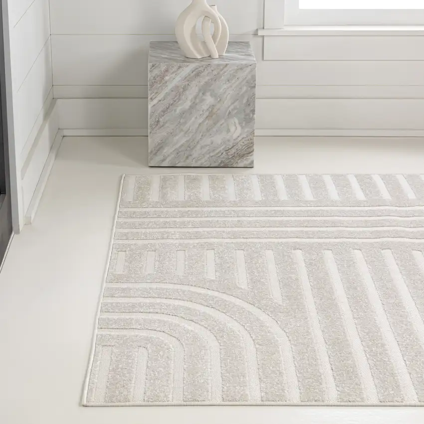 White And Cream Striped Indoor Outdoor Area Rug Photo 6
