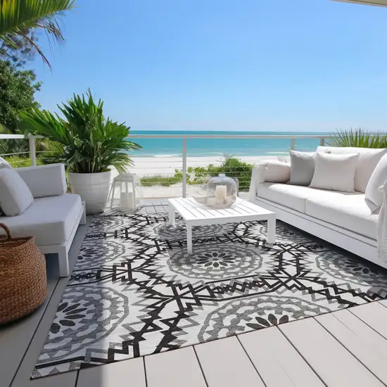 White Black And Gray Floral Medallion Washable Indoor Outdoor Area Rug Photo 9