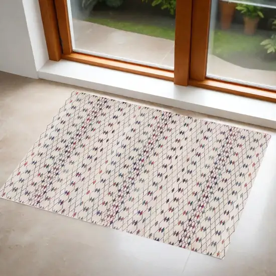 Cream Ikat Dhurrie Area Rug Photo 1