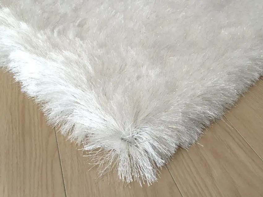 White Shag Hand Tufted Area Rug Photo 5