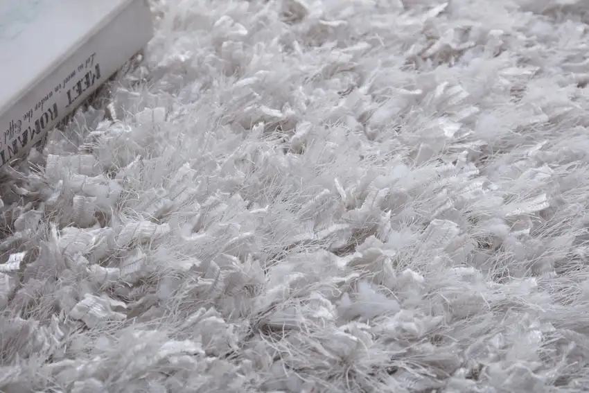 White Shag Hand Tufted Area Rug Photo 8