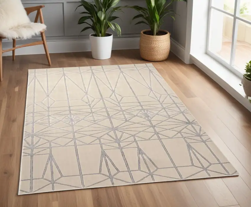 Gray and White Geometric Non Skid Area Rug Photo 1