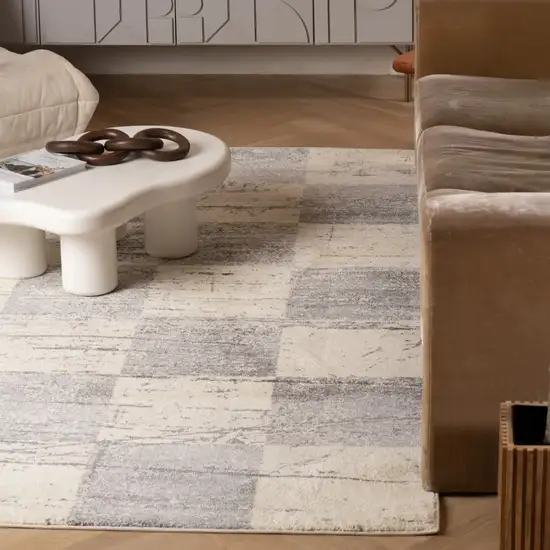White And Gray Checkered Area Rug Photo 9