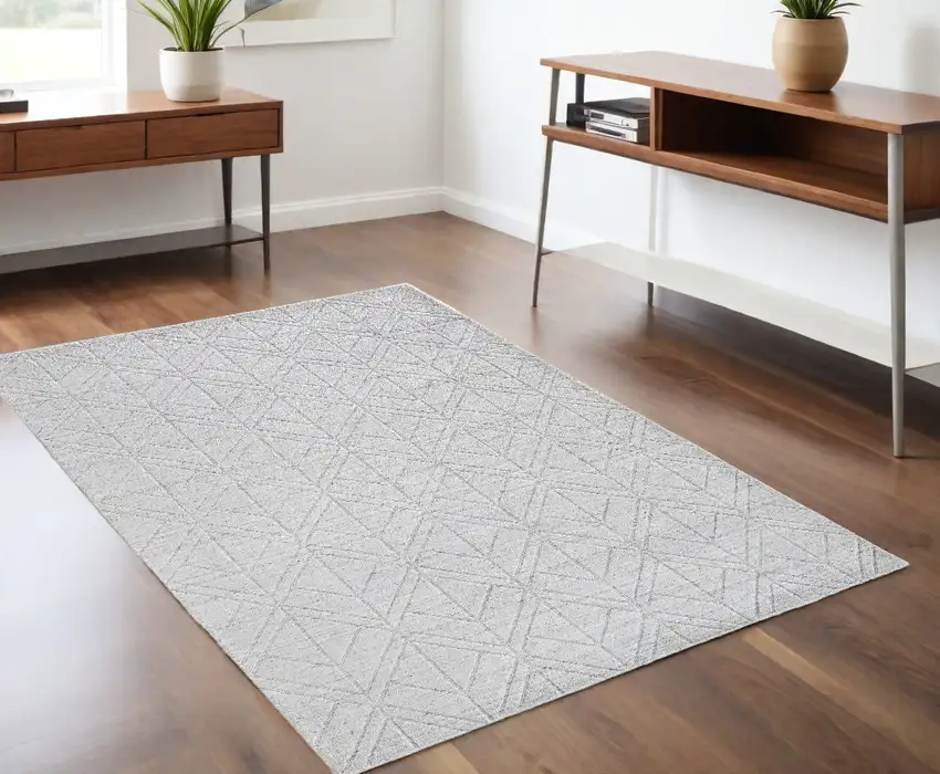 White and Silver Geometric Hand Woven Area Rug Photo 1