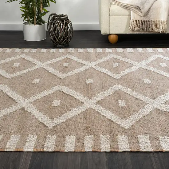 Wool Diamond Hand Woven Area Rug Photo 5