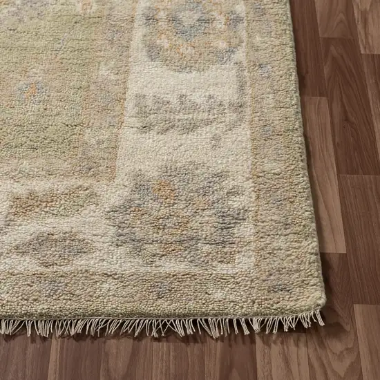 Wool Floral Hand Knotted Area Rug Photo 6