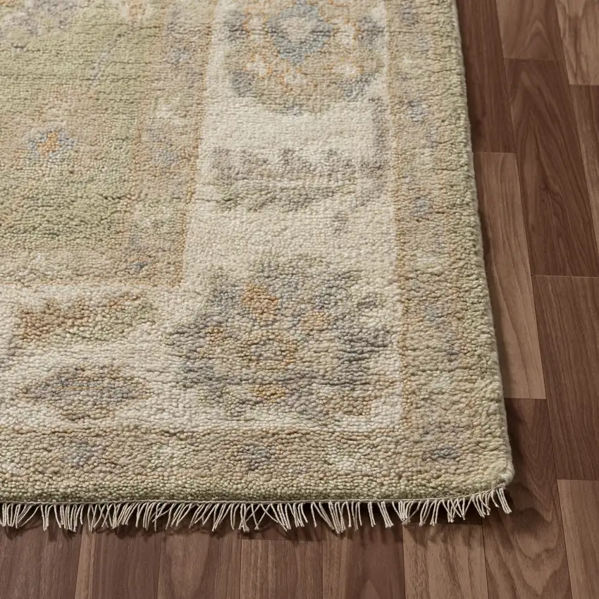 Wool Floral Hand Knotted Area Rug Photo 6