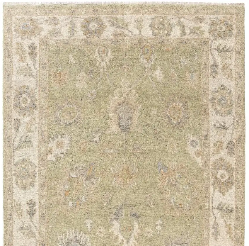 Wool Floral Hand Knotted Area Rug Photo 2