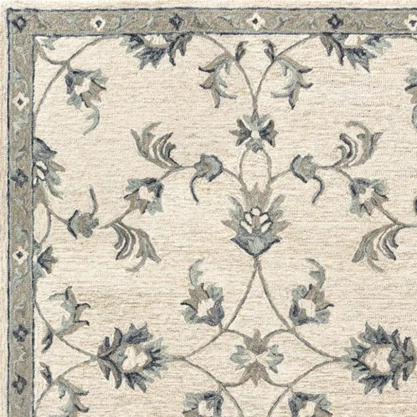 Wool Floral Hand Tufted Area Rug Photo 4