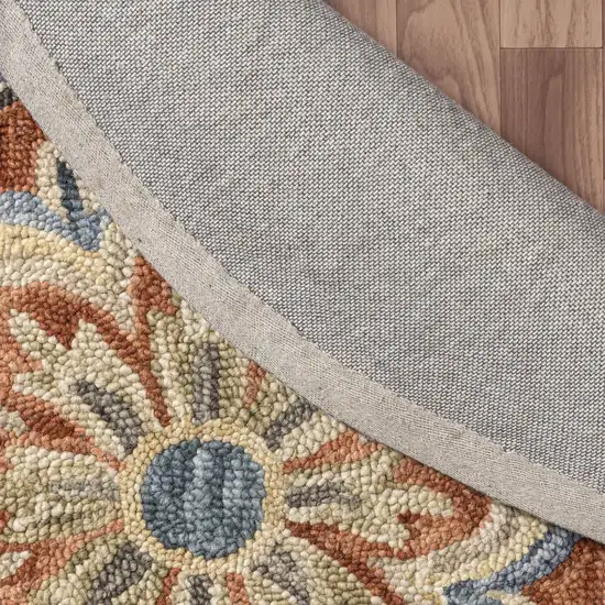 Wool Floral Hand Tufted Round Rug Photo 4
