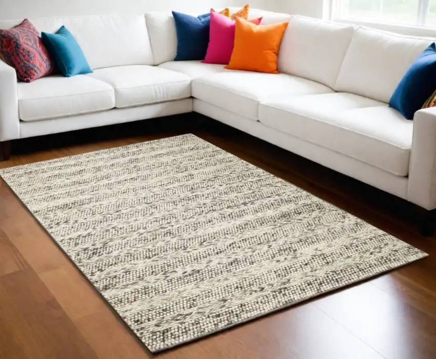 Wool Grey Area Rug Photo 2