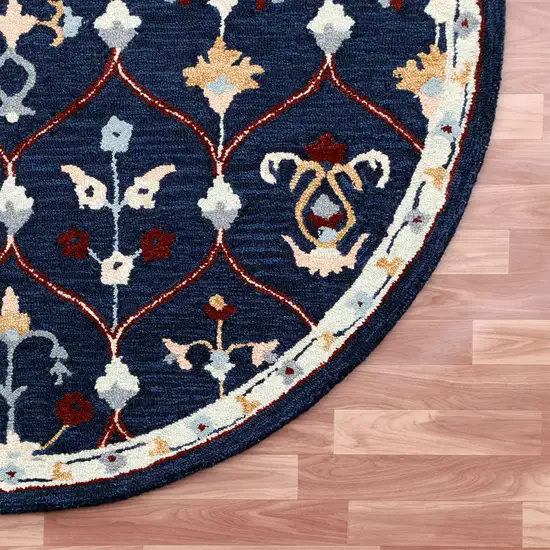 Wool Trellis Hand Tufted Round Rug Photo 7