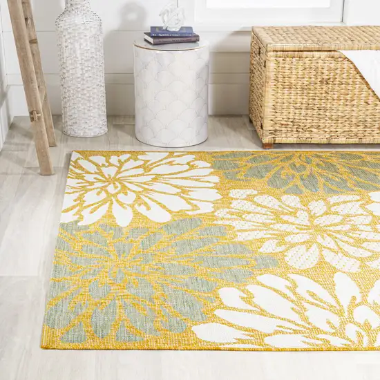 Yellow And Cream Floral Indoor Outdoor Area Rug Photo 6